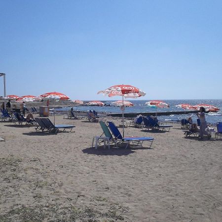 A Stone'S Throw From Everything Paphos ภายนอก รูปภาพ