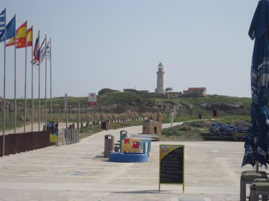 A Stone'S Throw From Everything Paphos ภายนอก รูปภาพ