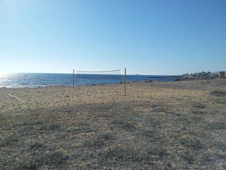 A Stone'S Throw From Everything Paphos ภายนอก รูปภาพ