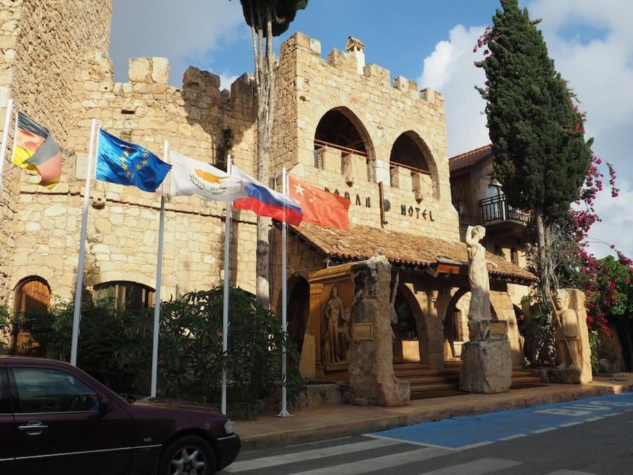 A Stone'S Throw From Everything Paphos ภายนอก รูปภาพ